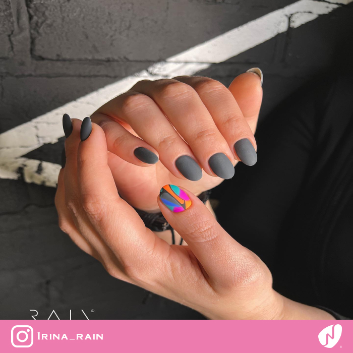 A colorful Accent Nail